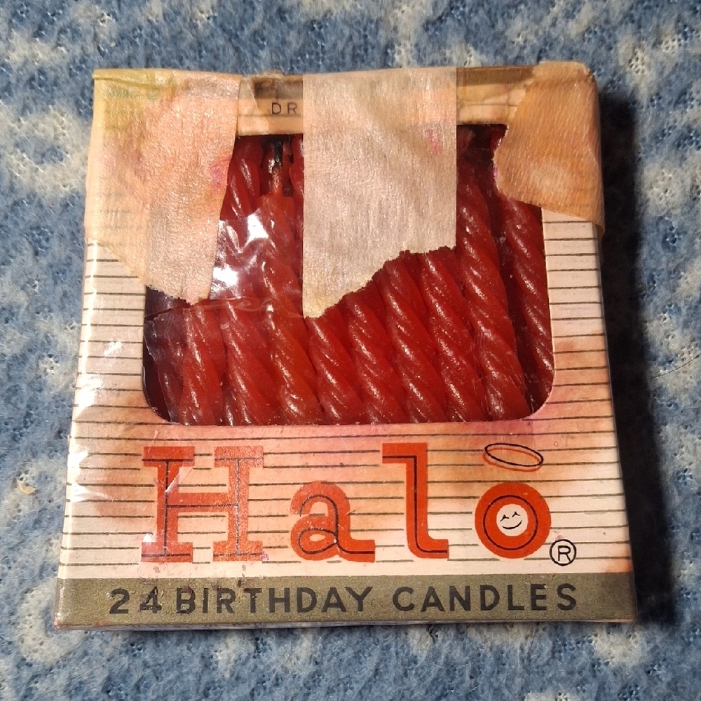 Halo Twisted Red Cake Candles - Set of 24